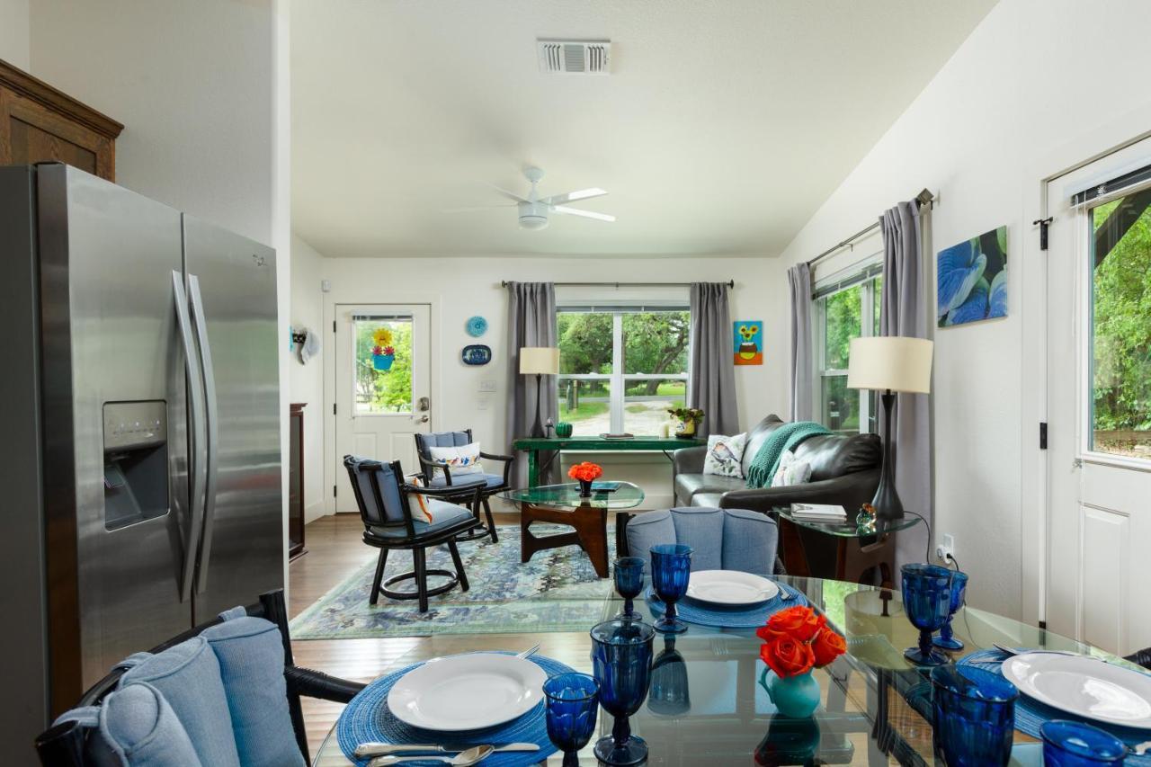 Manchaca Bear Creek Cottage מראה חיצוני תמונה