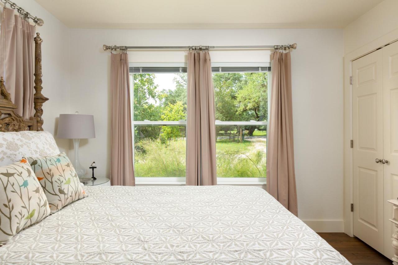 Manchaca Bear Creek Cottage מראה חיצוני תמונה