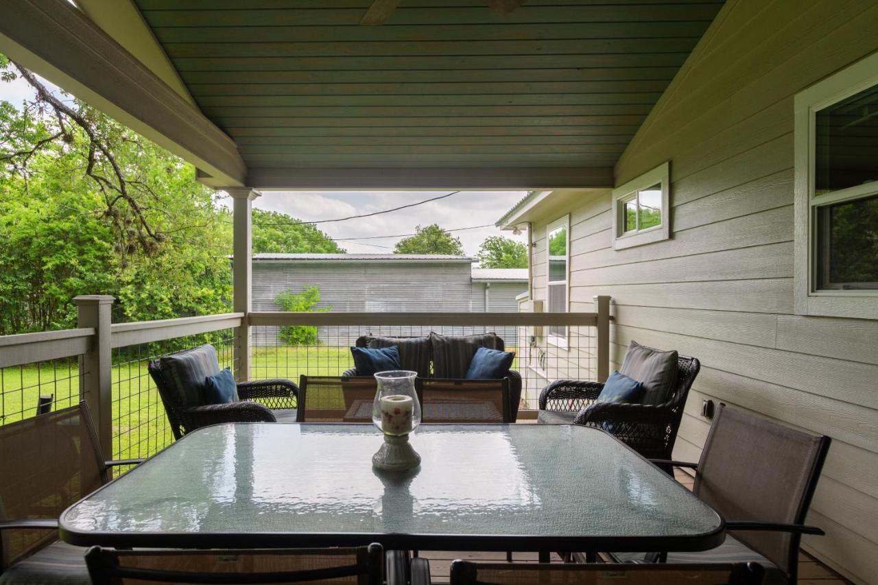 Manchaca Bear Creek Cottage מראה חיצוני תמונה