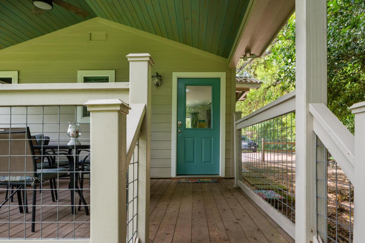 Manchaca Bear Creek Cottage מראה חיצוני תמונה